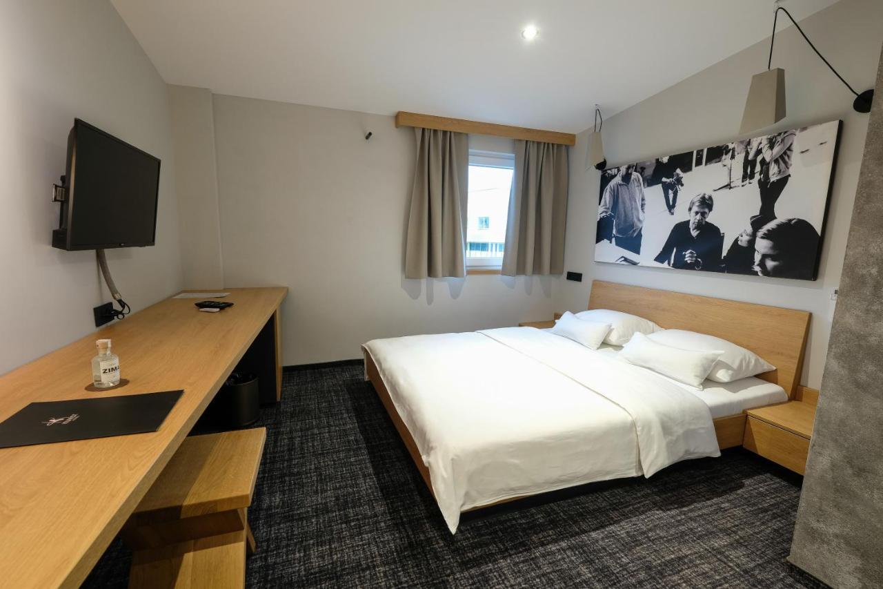 Hotel Kunst Krško Kültér fotó