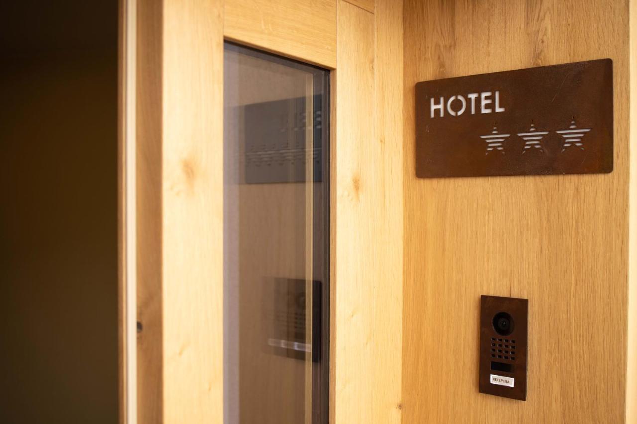 Hotel Kunst Krško Kültér fotó